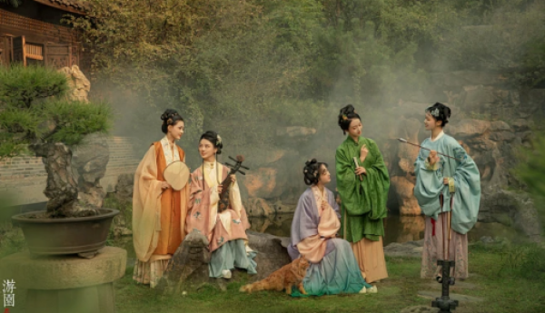 这届年轻人太逆天了，这样玩国风！