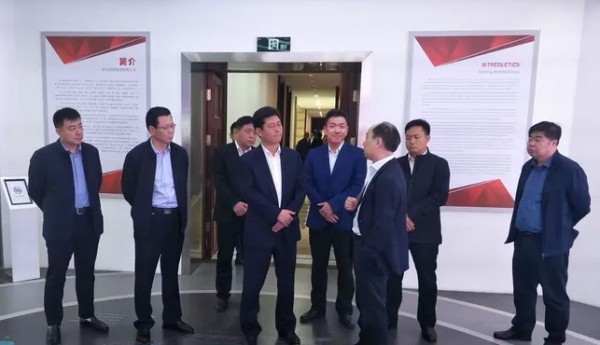 番禺区旧水坑经济开发区领导莅临广东格林检测技术有限公司指导工作