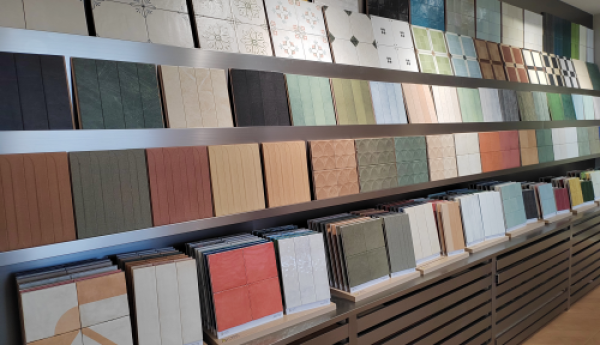 绚潮瓷砖：引领质感生活新潮流