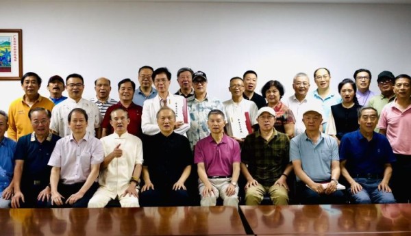 【央媒时代发布】《中华颂千字文》首发式创作研讨会及赠书仪式