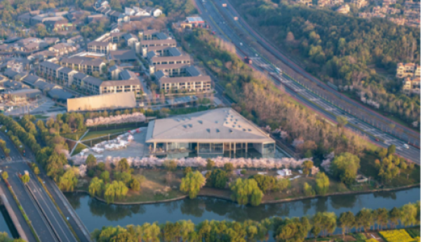 张小泉遇以“剪出春日浪漫”为主题，玩转樱花季品牌快闪店